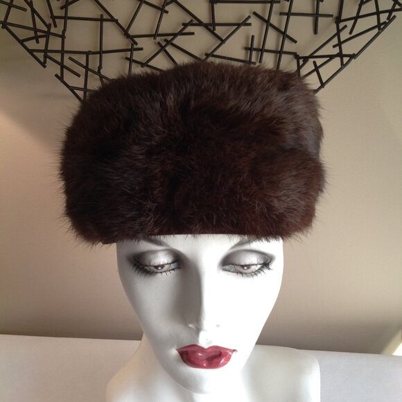 Vintage Accessories - Vintage Bamberger's NJ Real Fur Brown Mink? Pillbox Hat Union Made